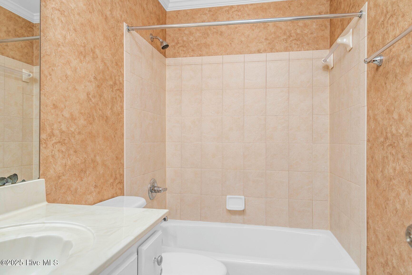 1119 Falling River Walk