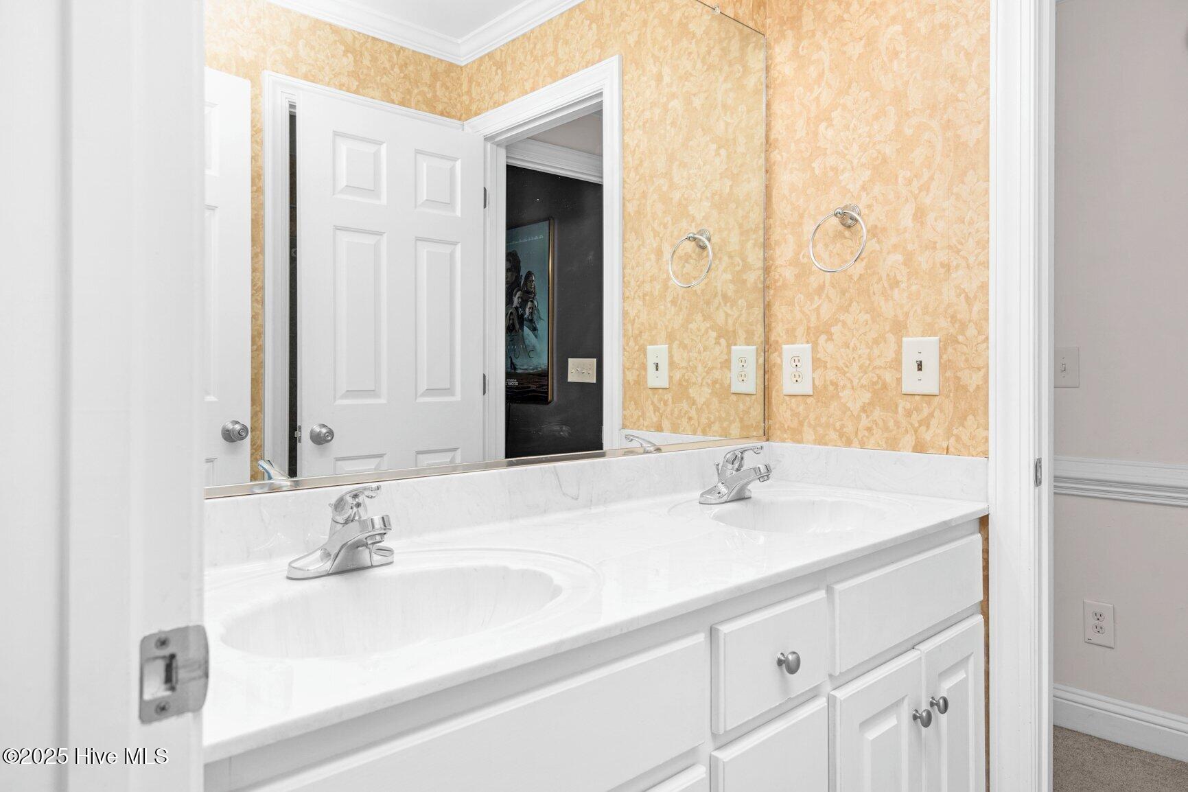 1119 Falling River Walk