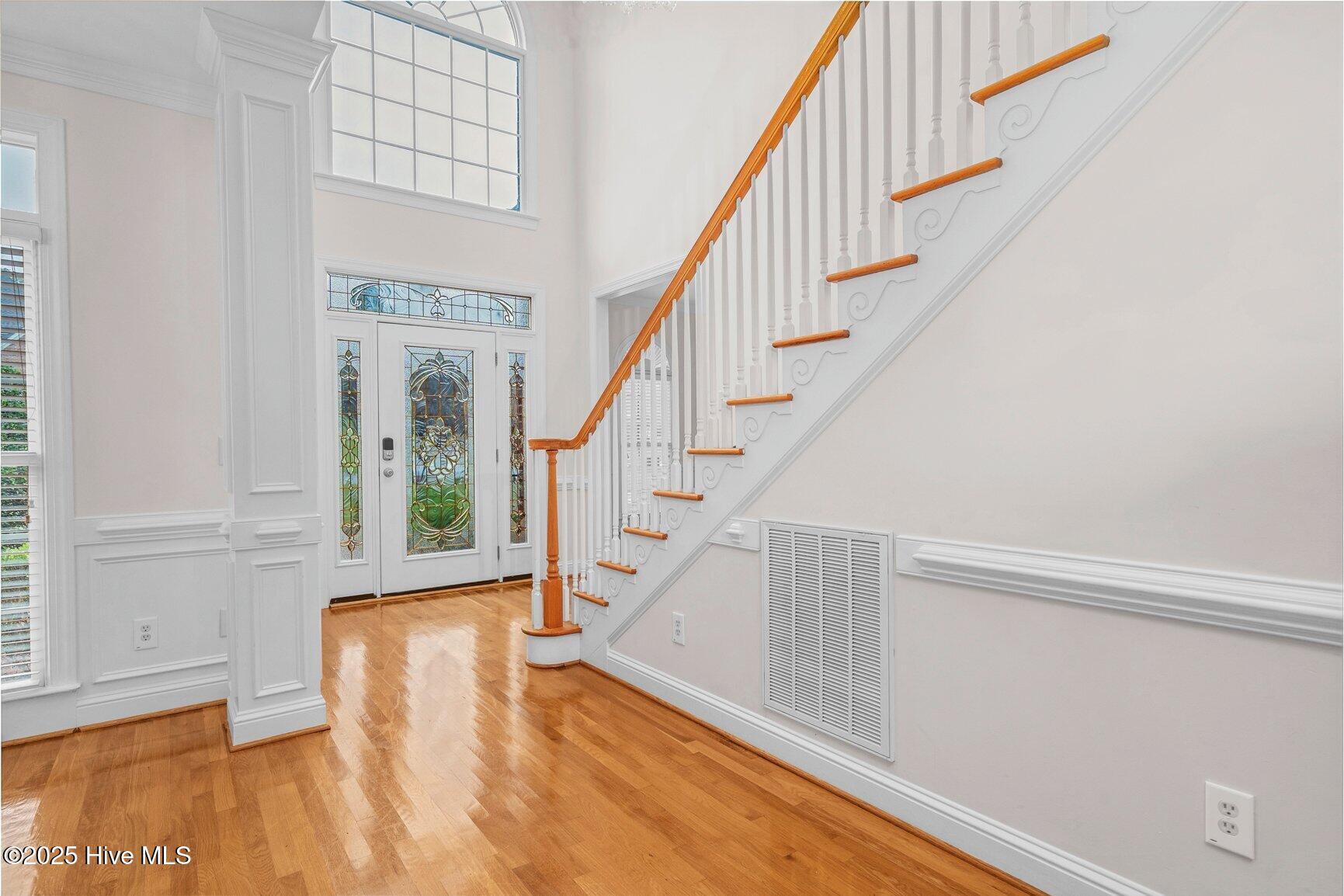 1119 Falling River Walk