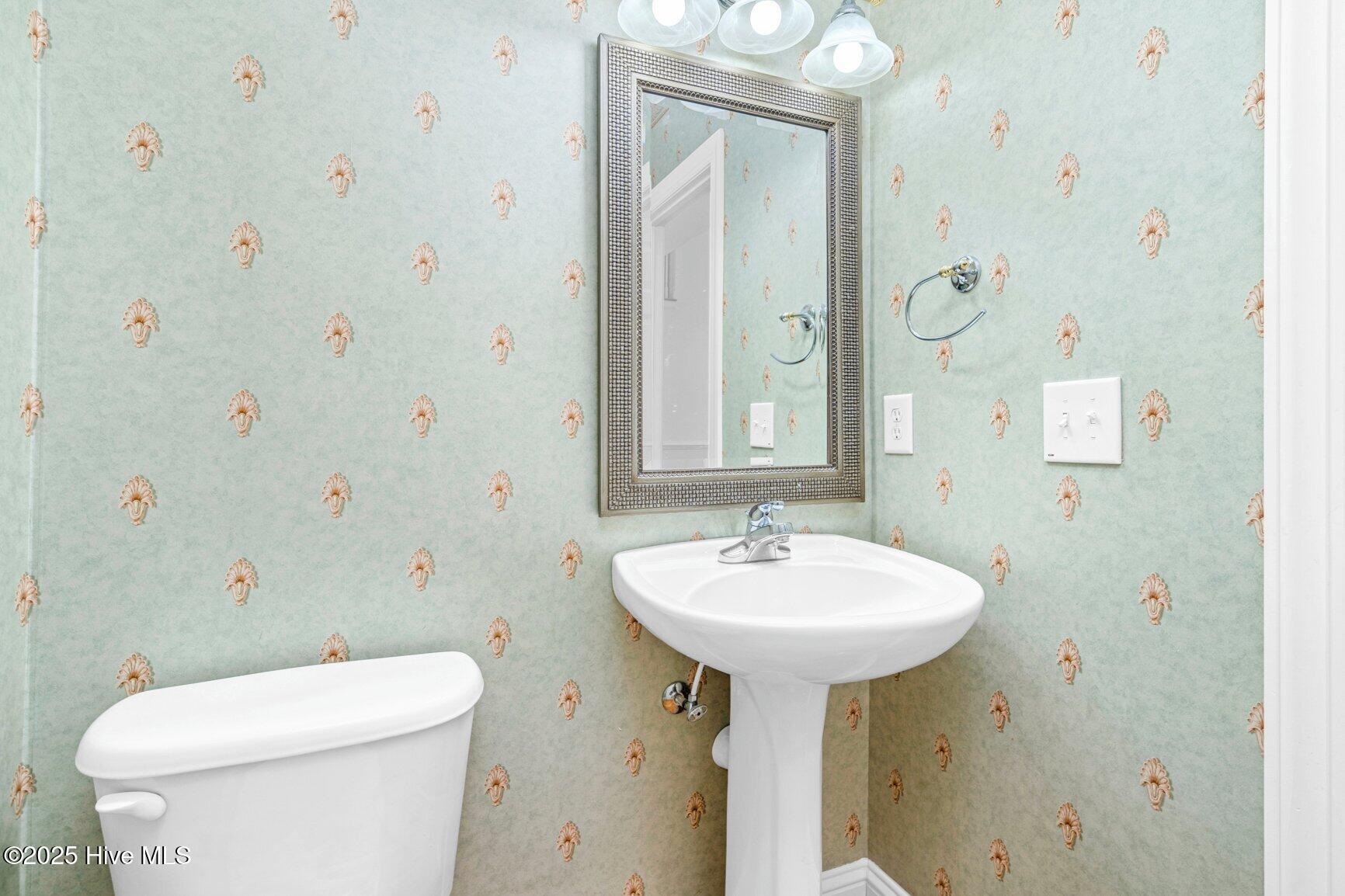 1119 Falling River Walk