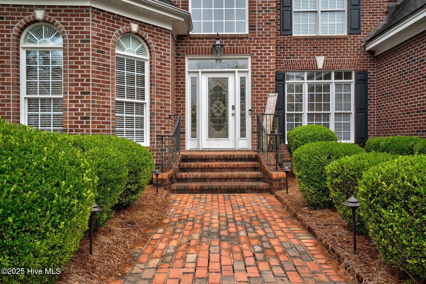 1119 Falling River Walk