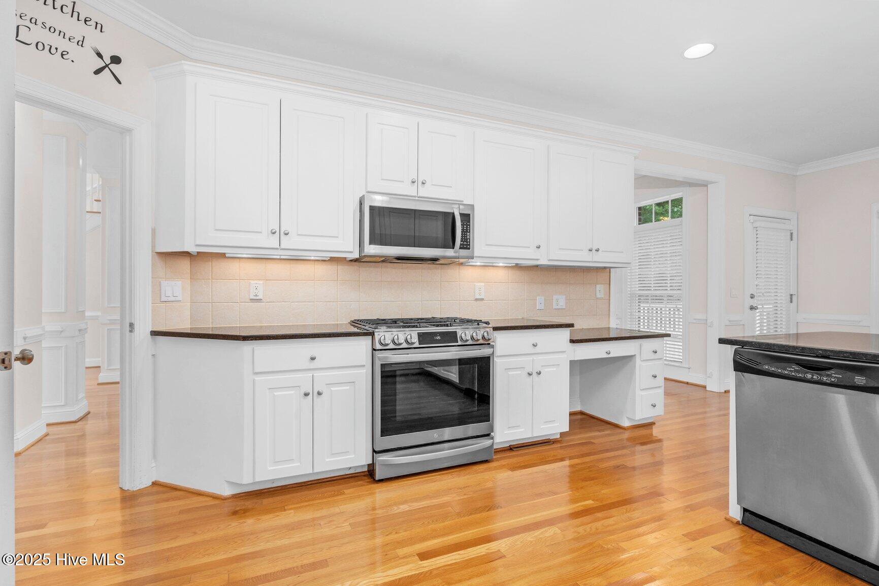 1119 Falling River Walk