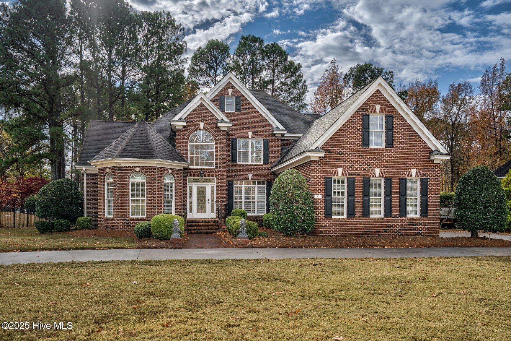 1119 Falling River Walk