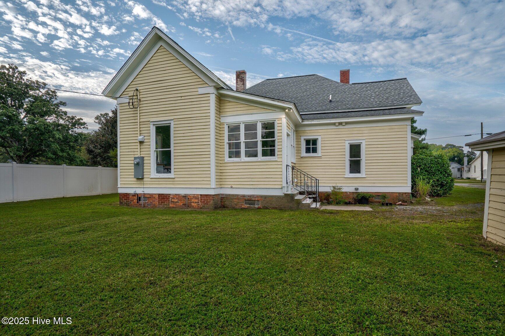 206 W Blalock Road