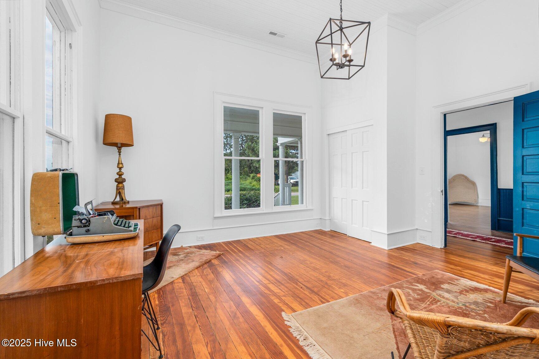 206 W Blalock Road