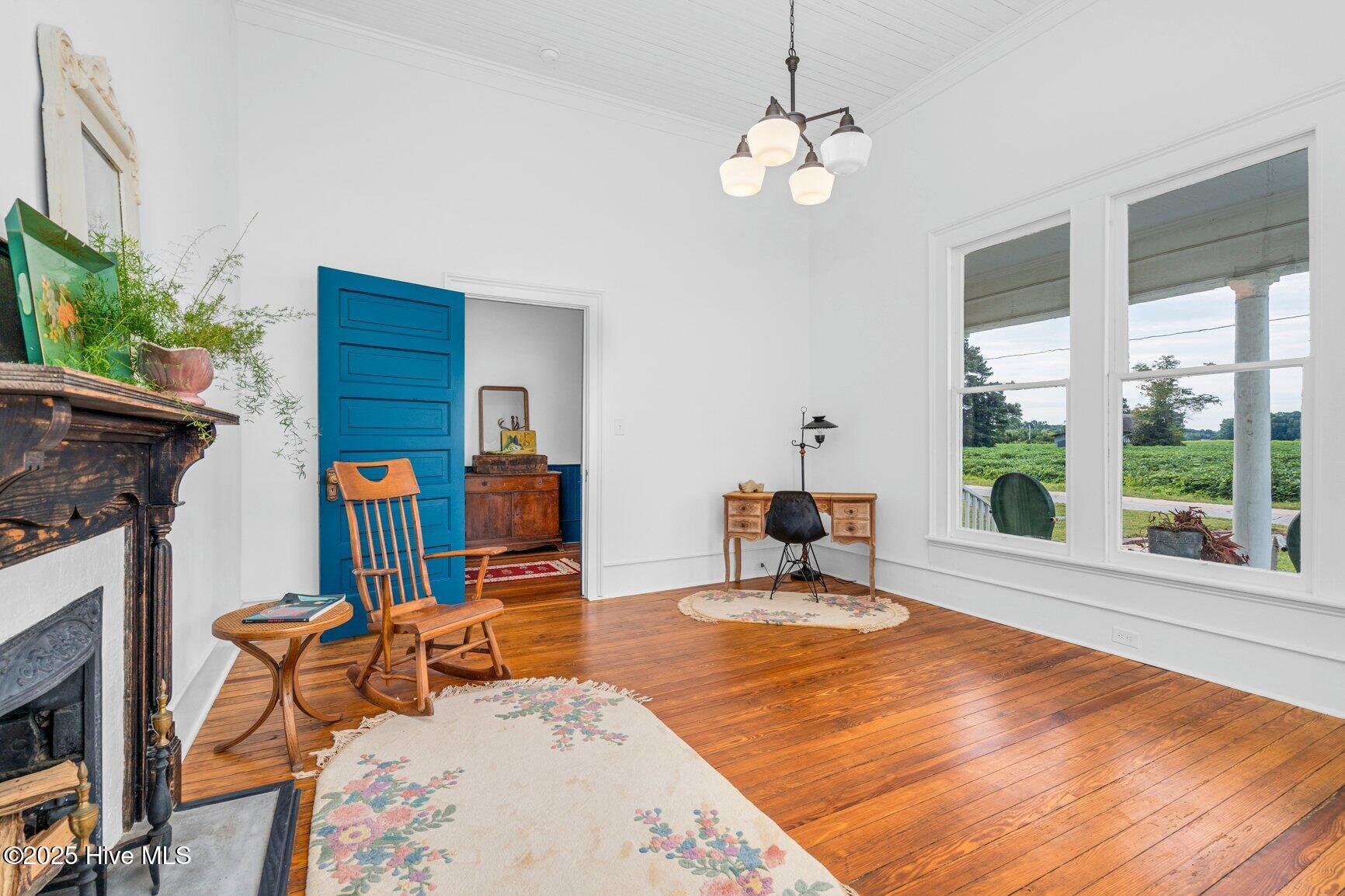 206 W Blalock Road