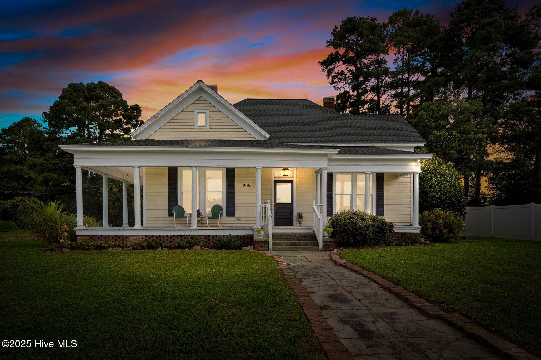 206 W Blalock Road