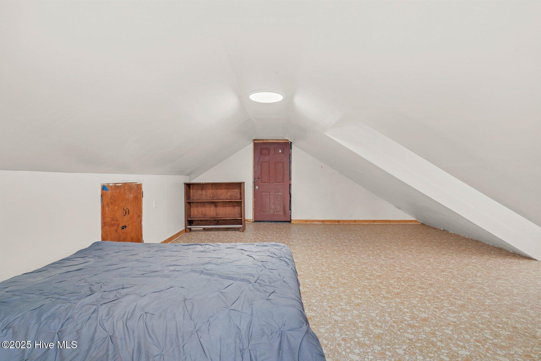 7100 Hunter Hill Road