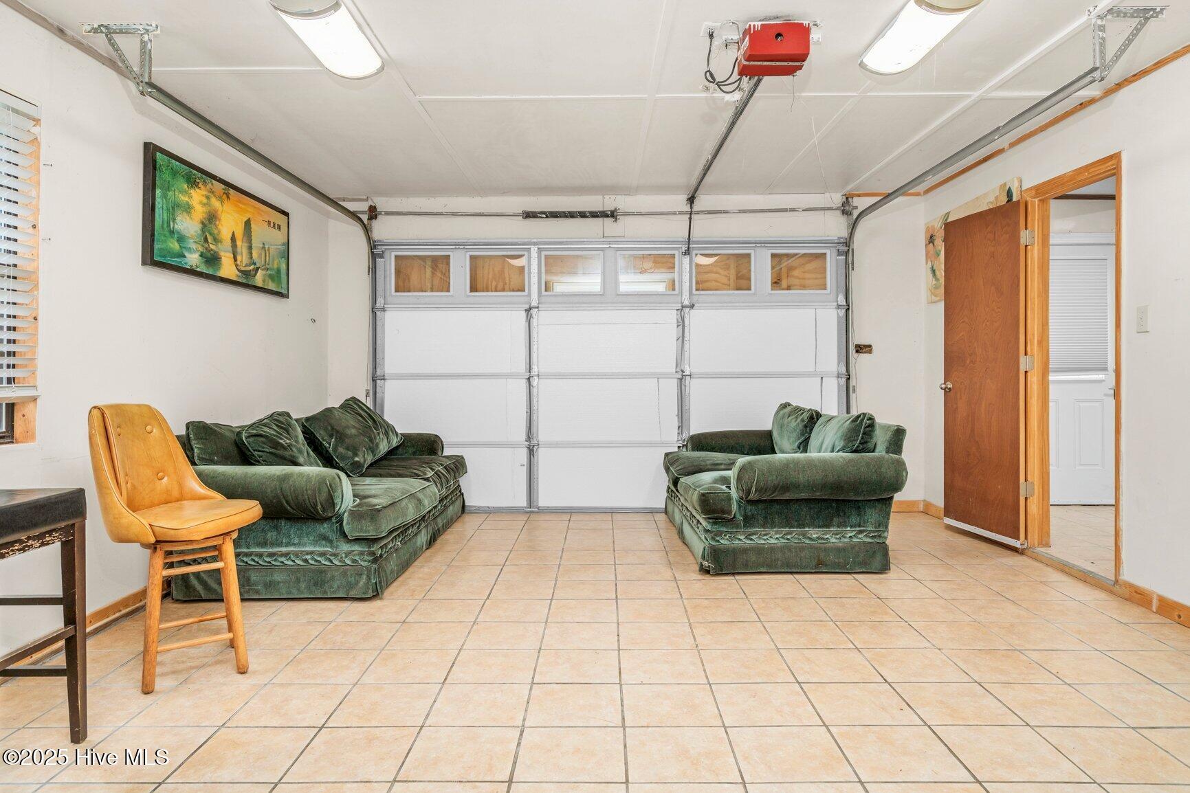 7100 Hunter Hill Road