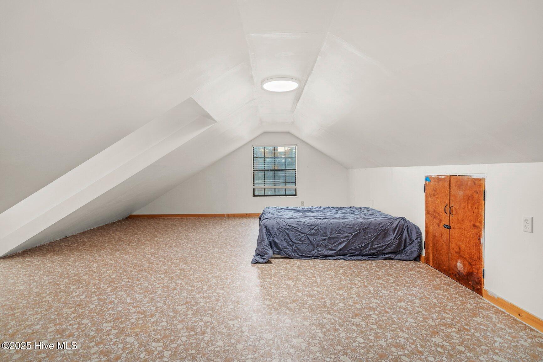 7100 Hunter Hill Road