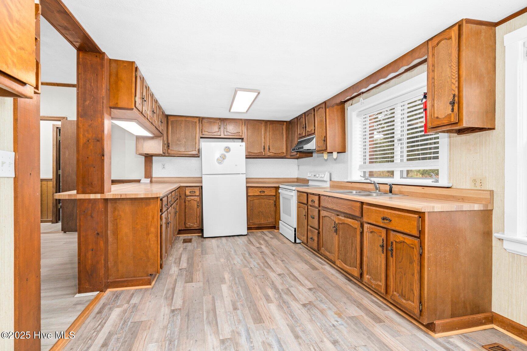 7100 Hunter Hill Road