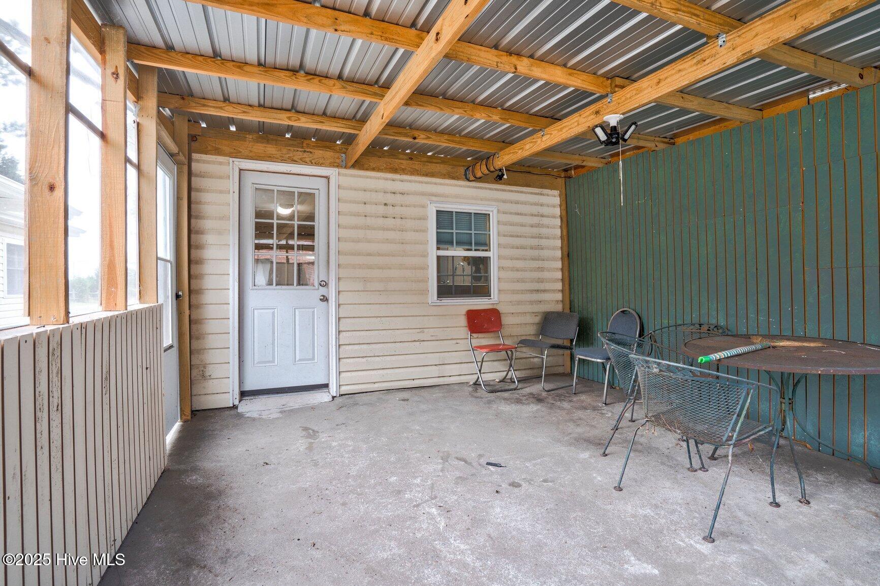 7100 Hunter Hill Road