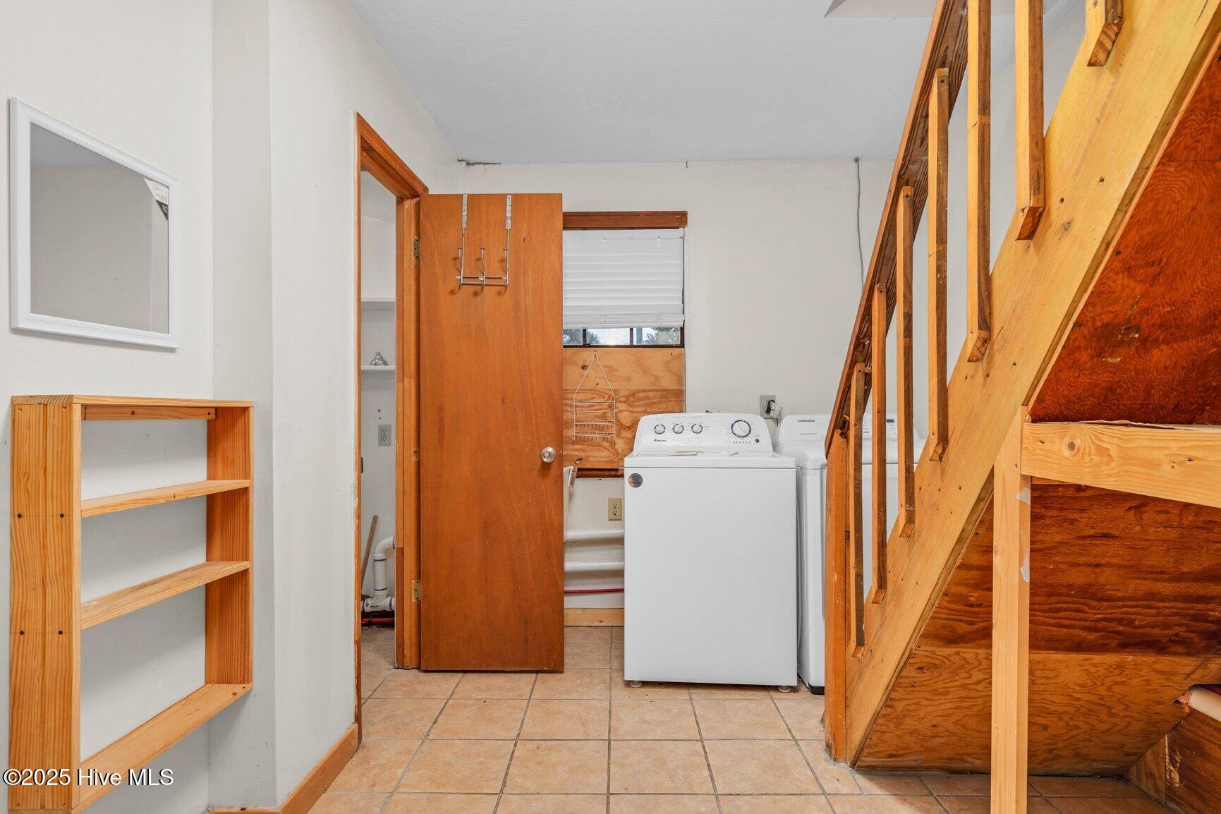 7100 Hunter Hill Road