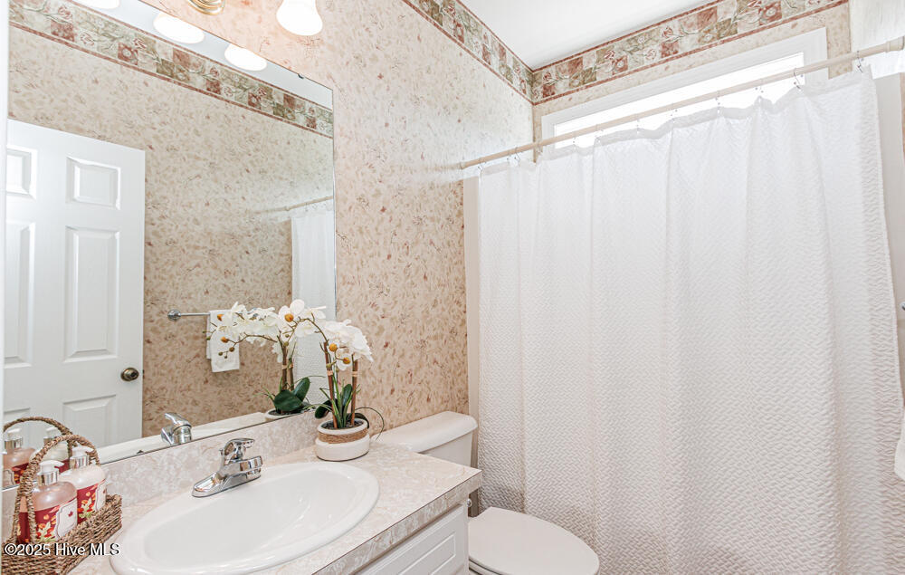 1565 Glen Eagles Court