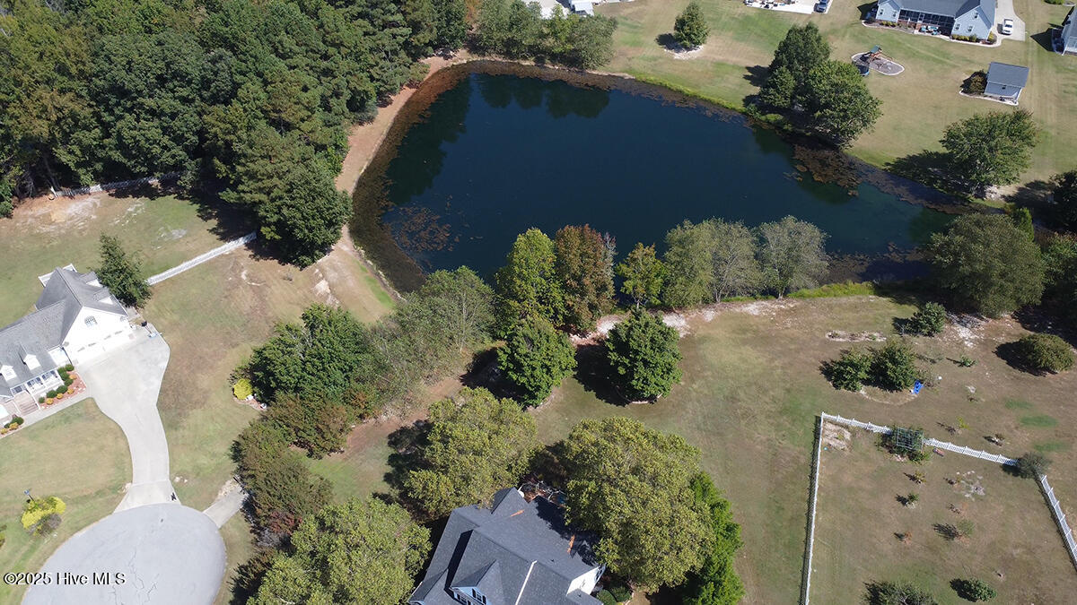 1565 Glen Eagles Court