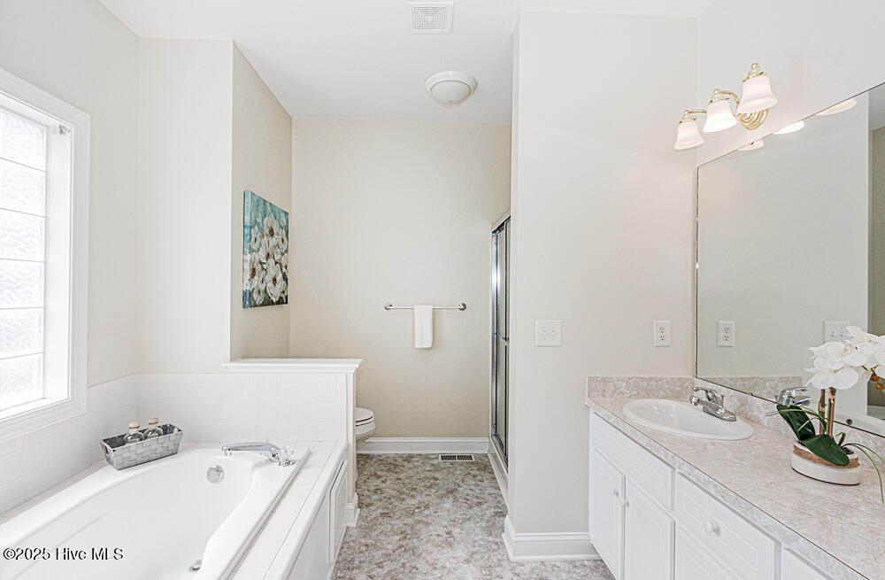 1565 Glen Eagles Court