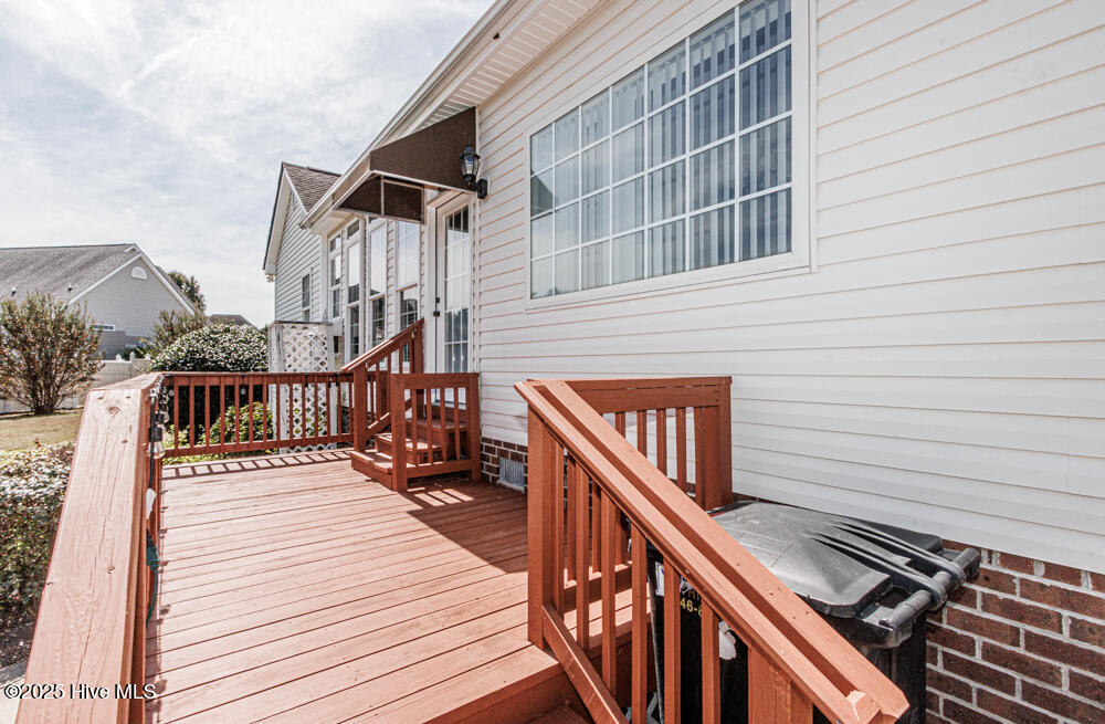 1565 Glen Eagles Court