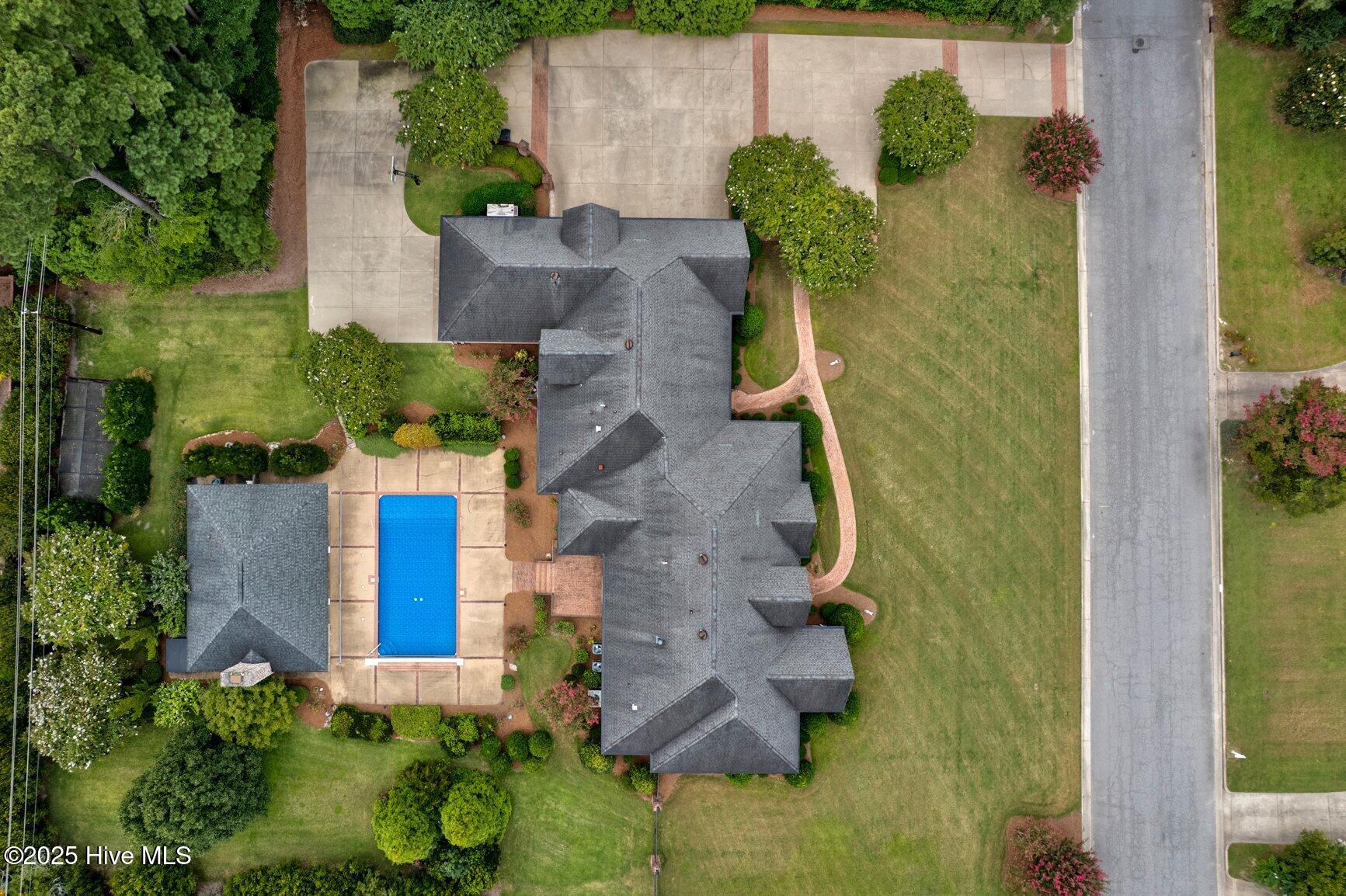 3821 Mansfield Drive