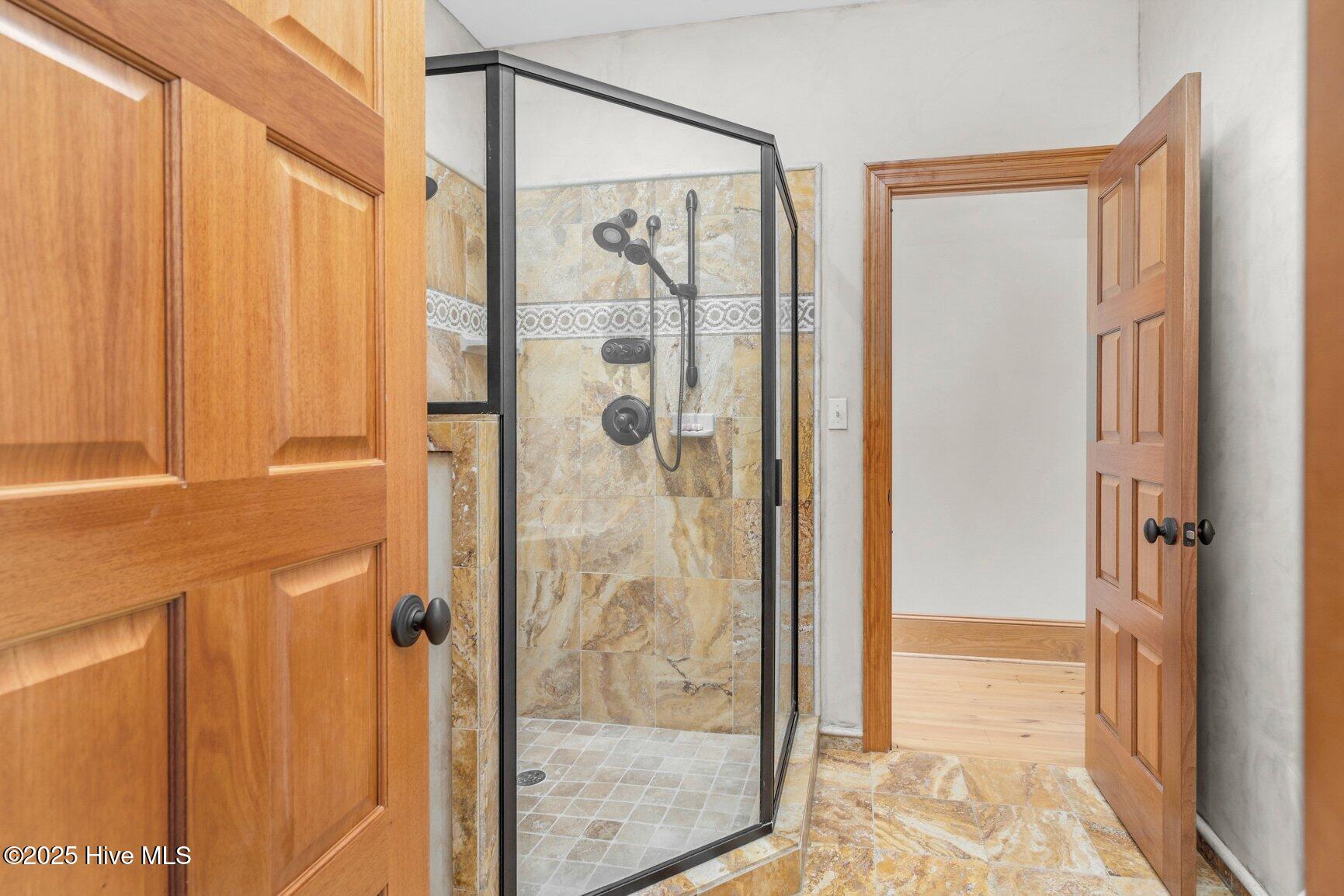 3821 Mansfield Drive