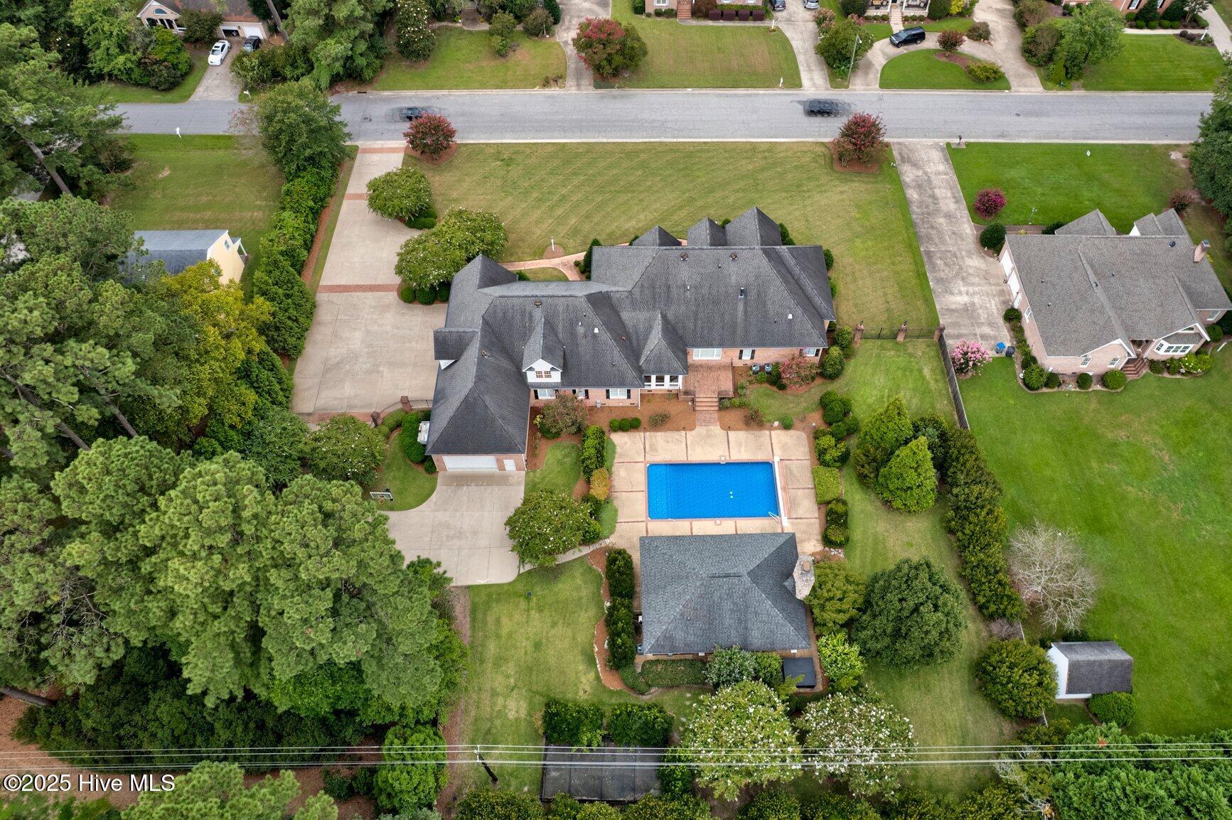 3821 Mansfield Drive