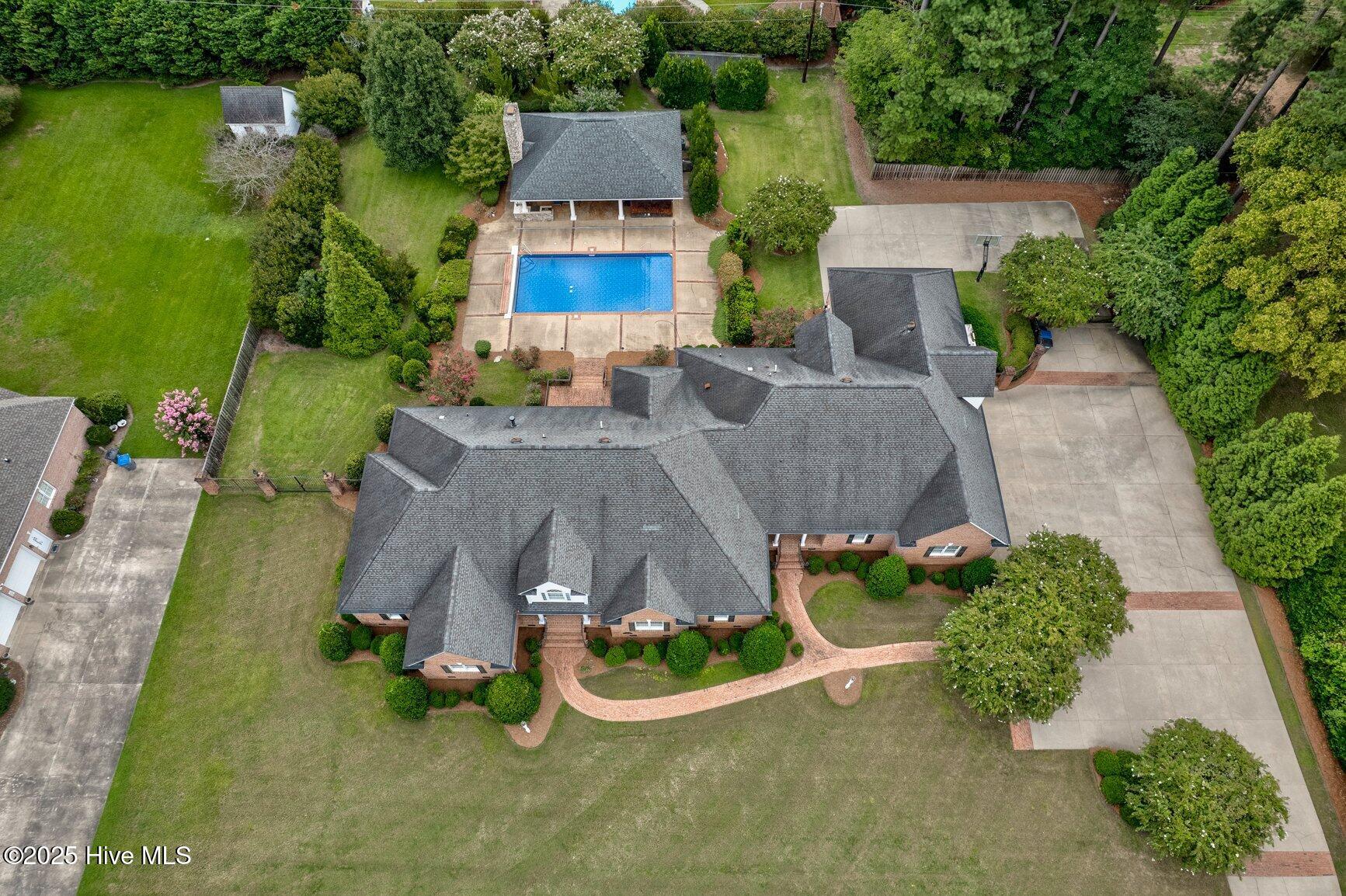 3821 Mansfield Drive