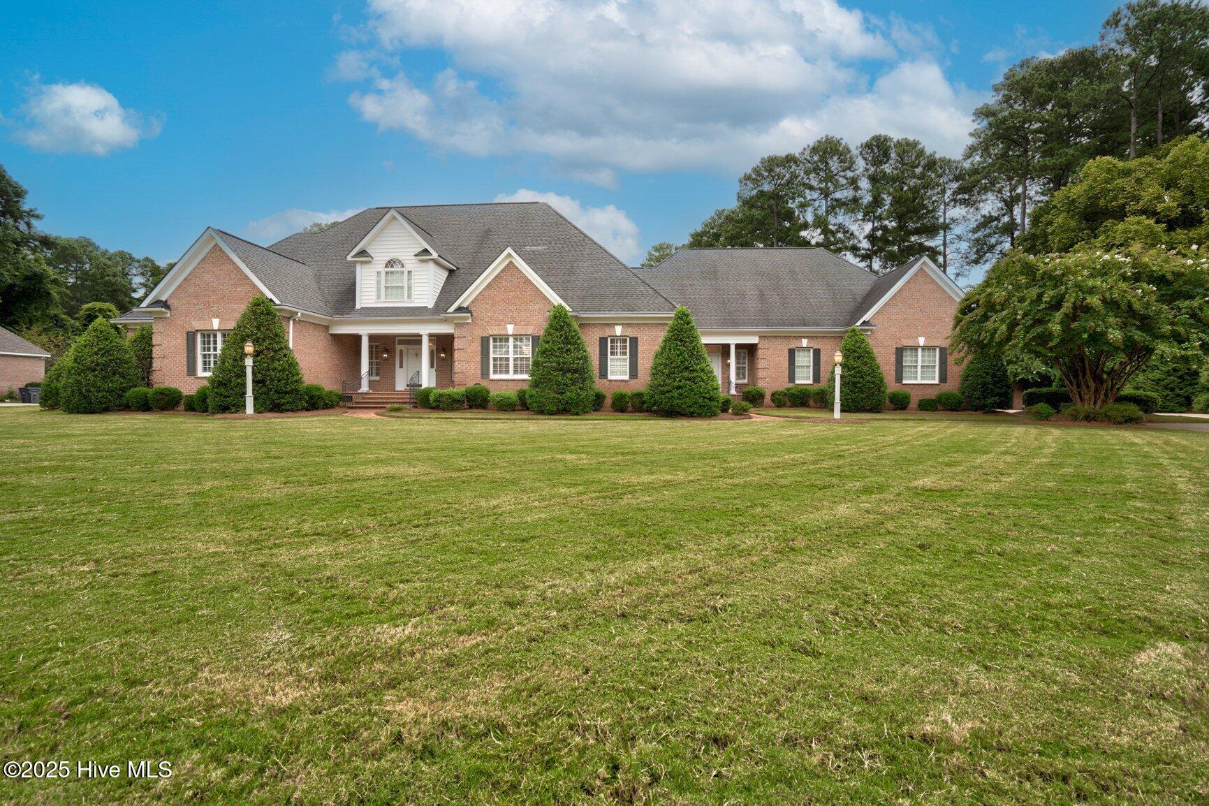 3821 Mansfield Drive