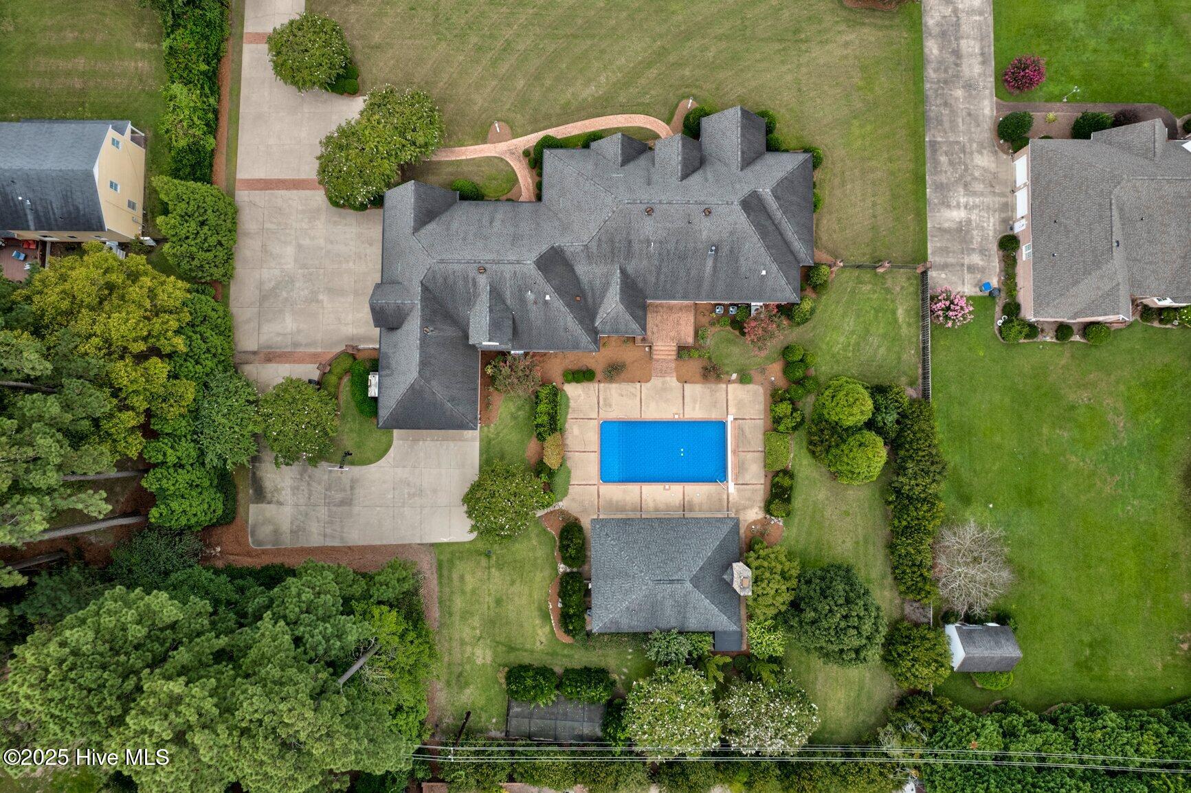 3821 Mansfield Drive