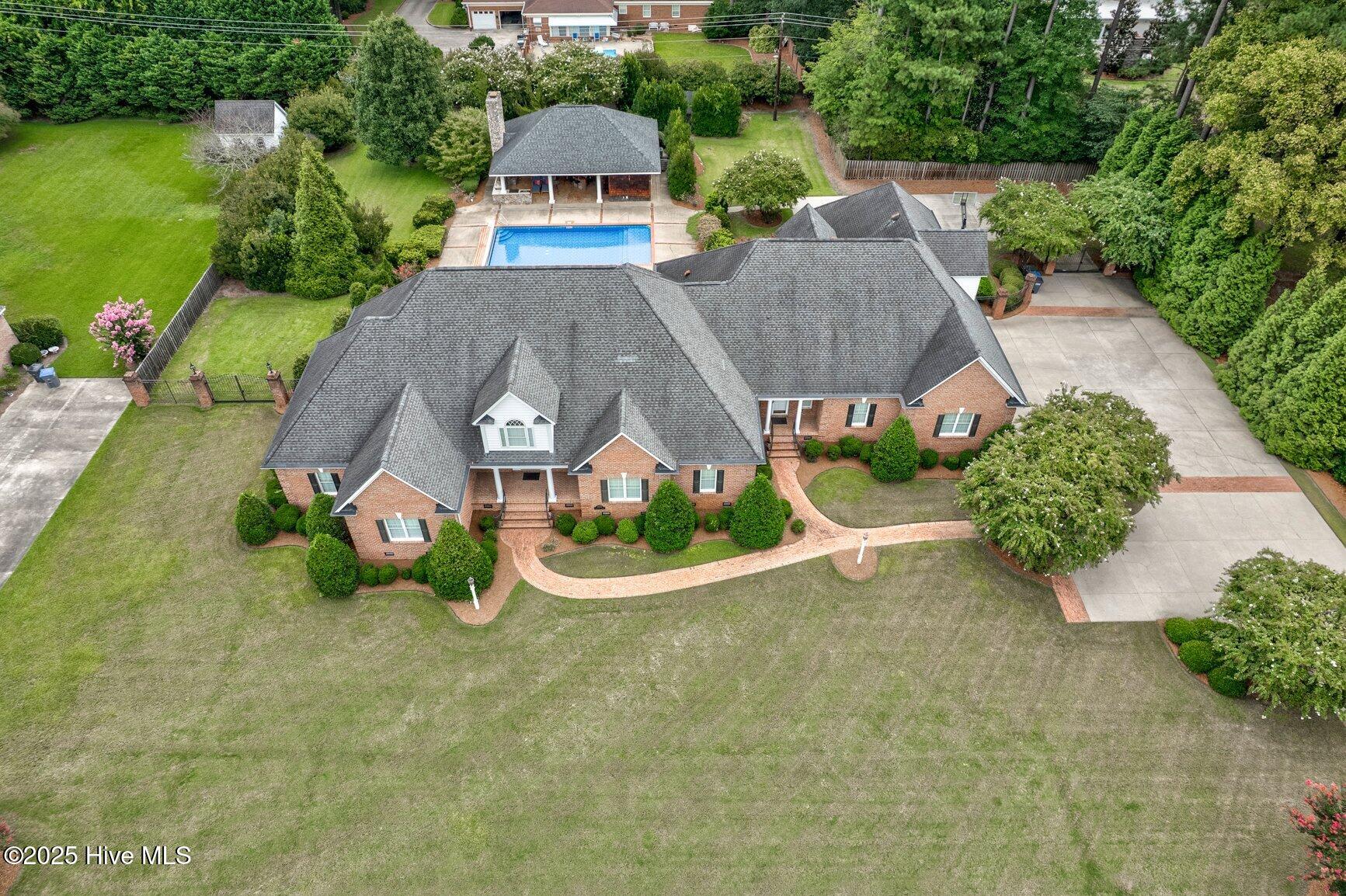 3821 Mansfield Drive