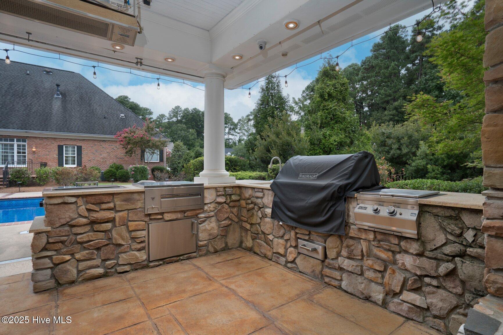 3821 Mansfield Drive