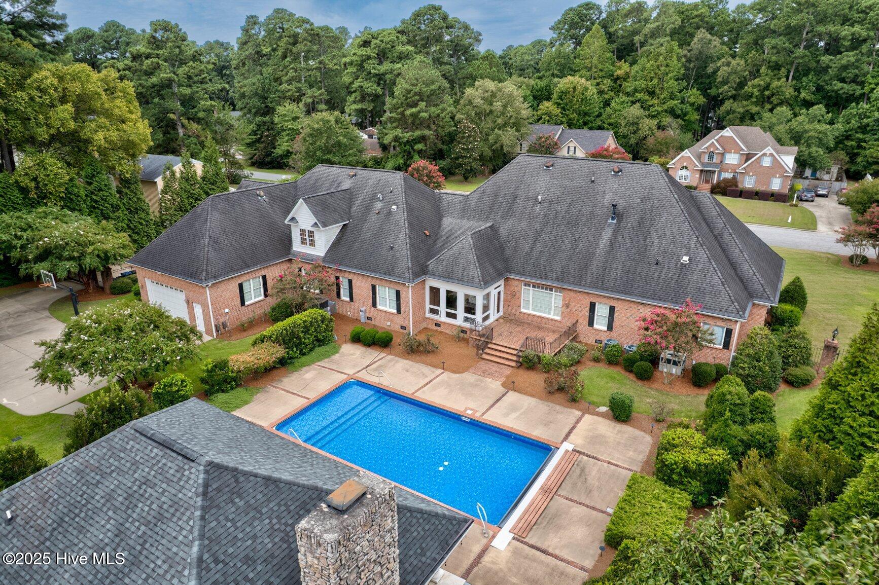 3821 Mansfield Drive