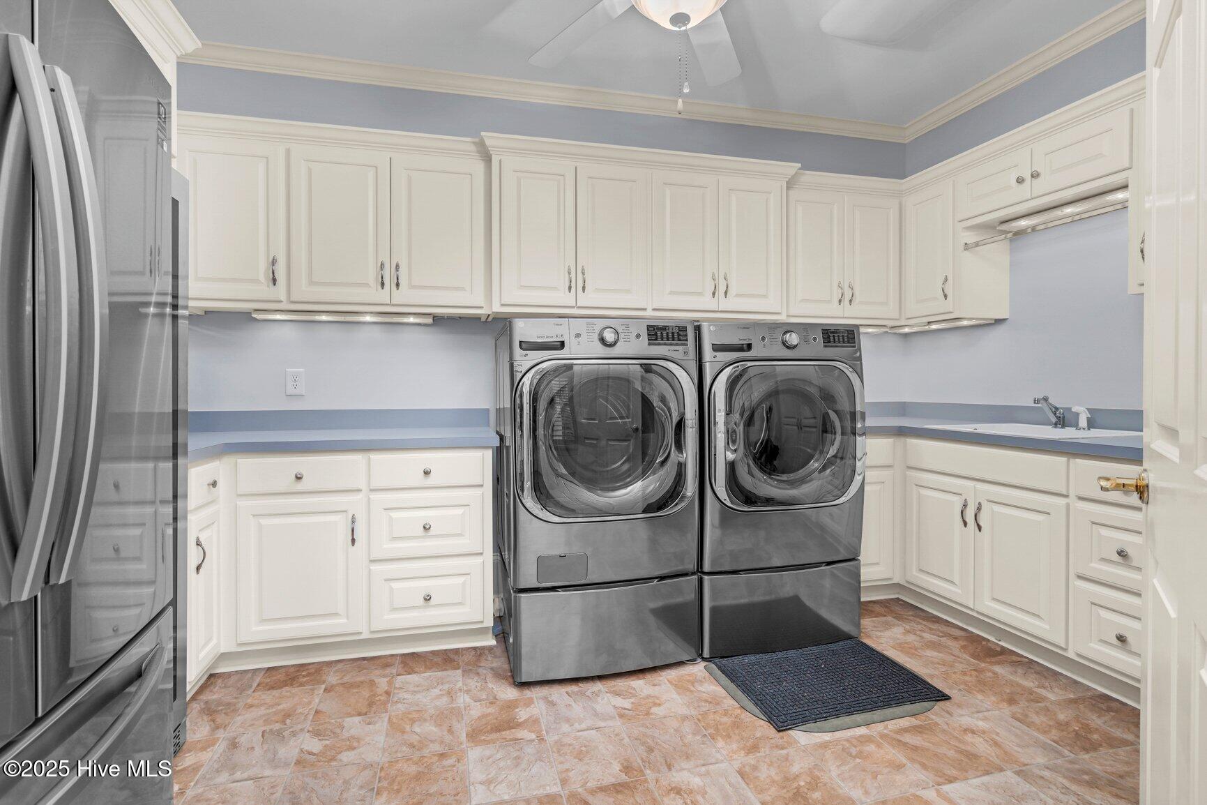 3821 Mansfield Drive