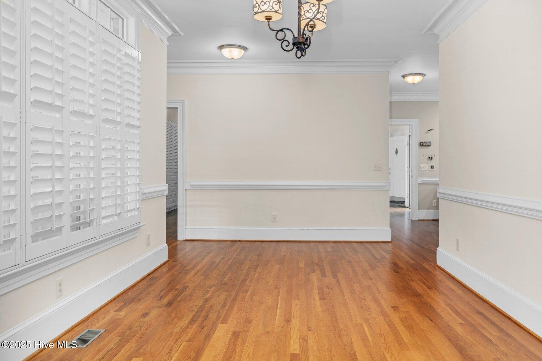 3821 Mansfield Drive