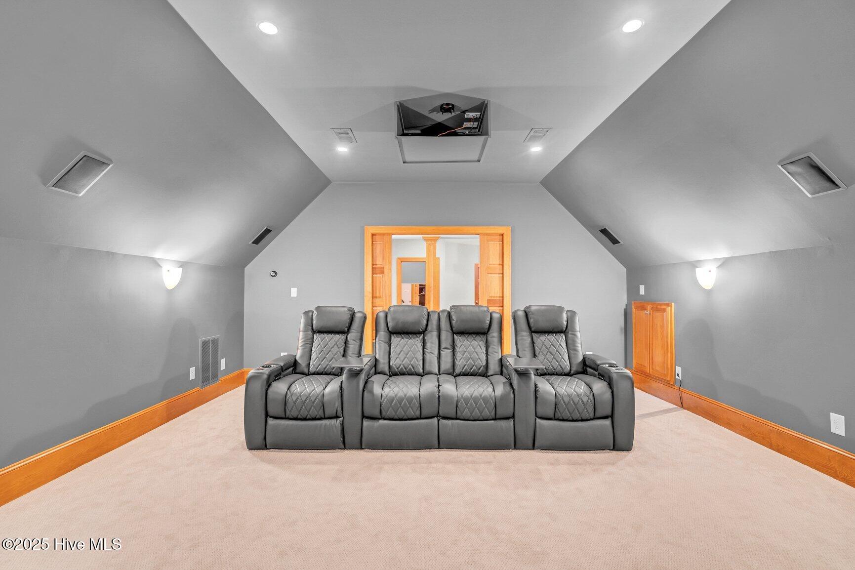 3821 Mansfield Drive