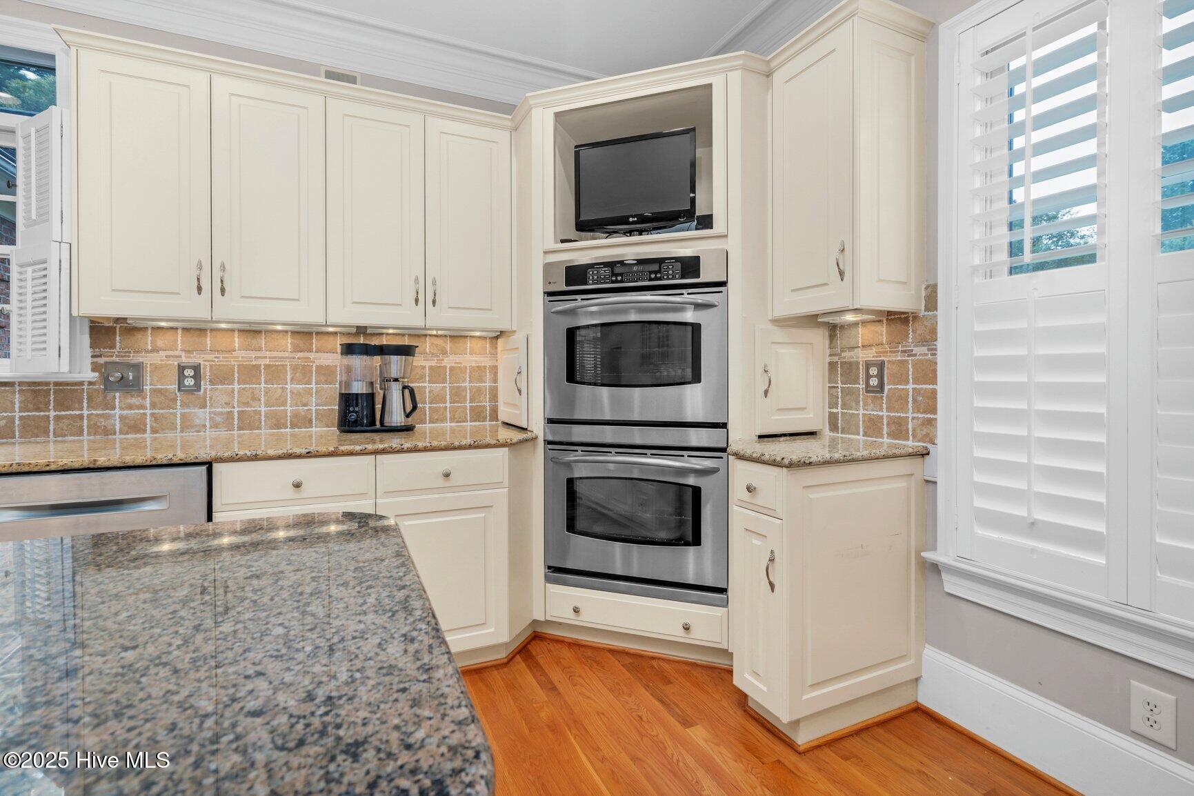 3821 Mansfield Drive