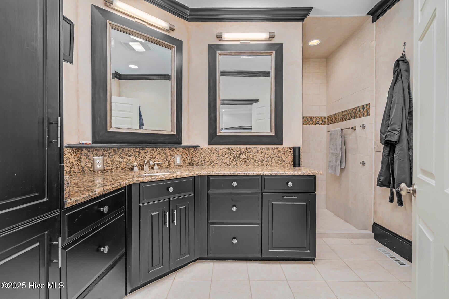 3821 Mansfield Drive