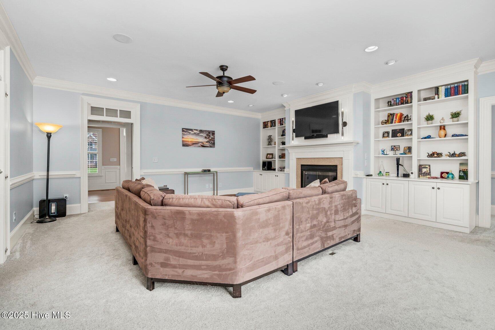 3821 Mansfield Drive