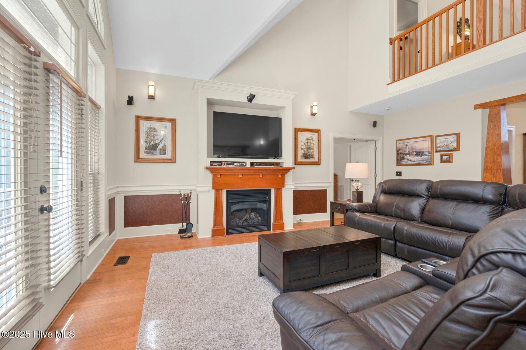 3411 W Hampton Drive