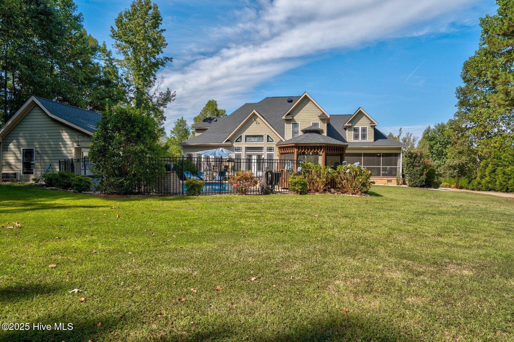 3411 W Hampton Drive