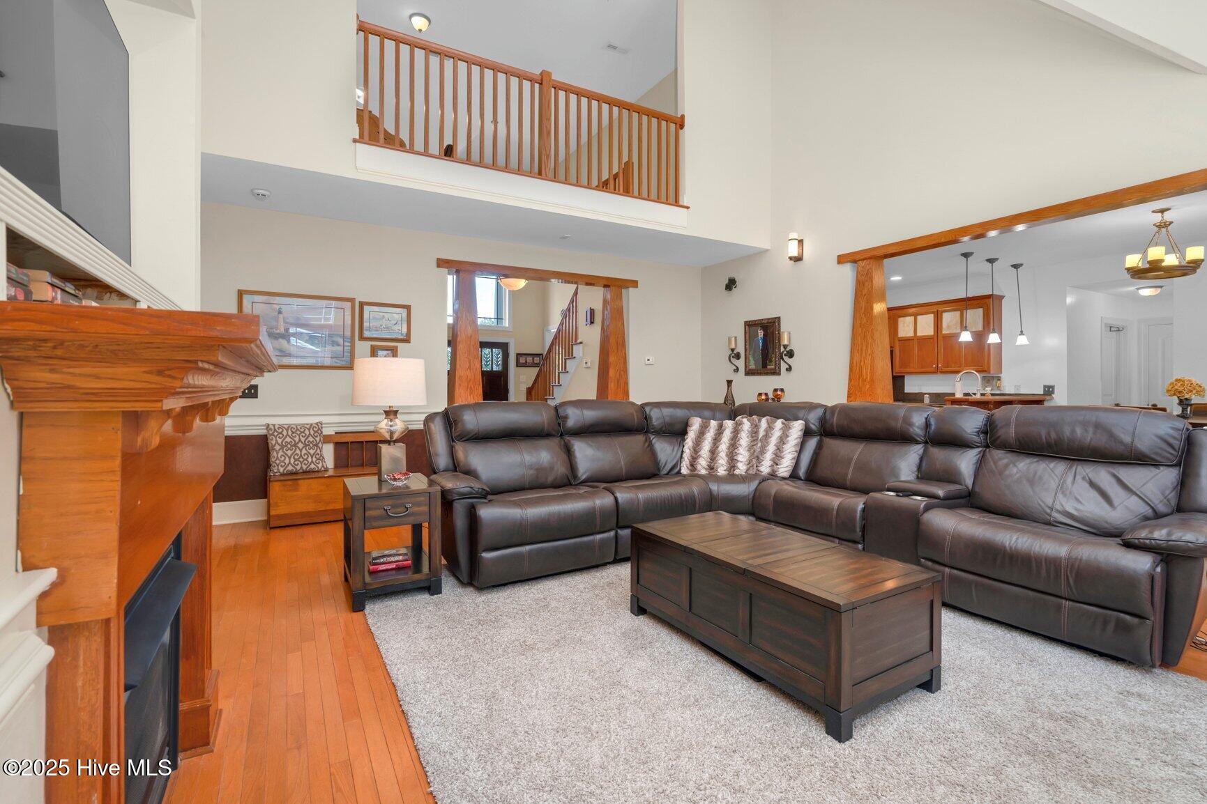3411 W Hampton Drive