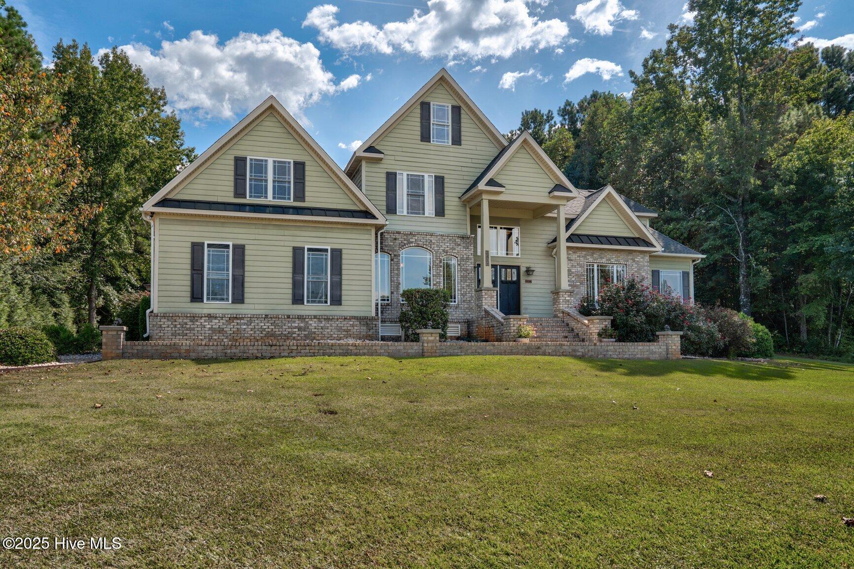 3411 W Hampton Drive
