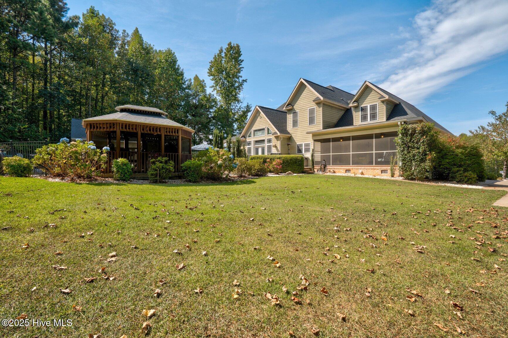 3411 W Hampton Drive