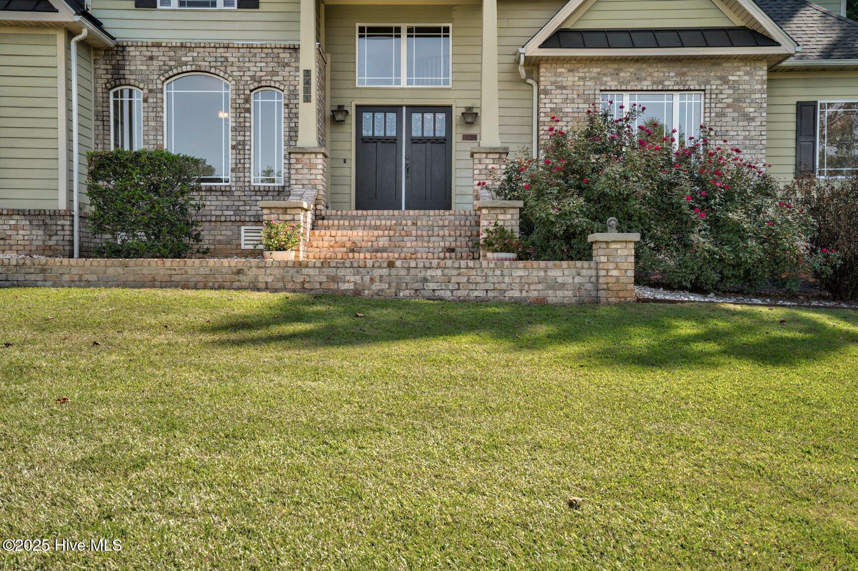 3411 W Hampton Drive