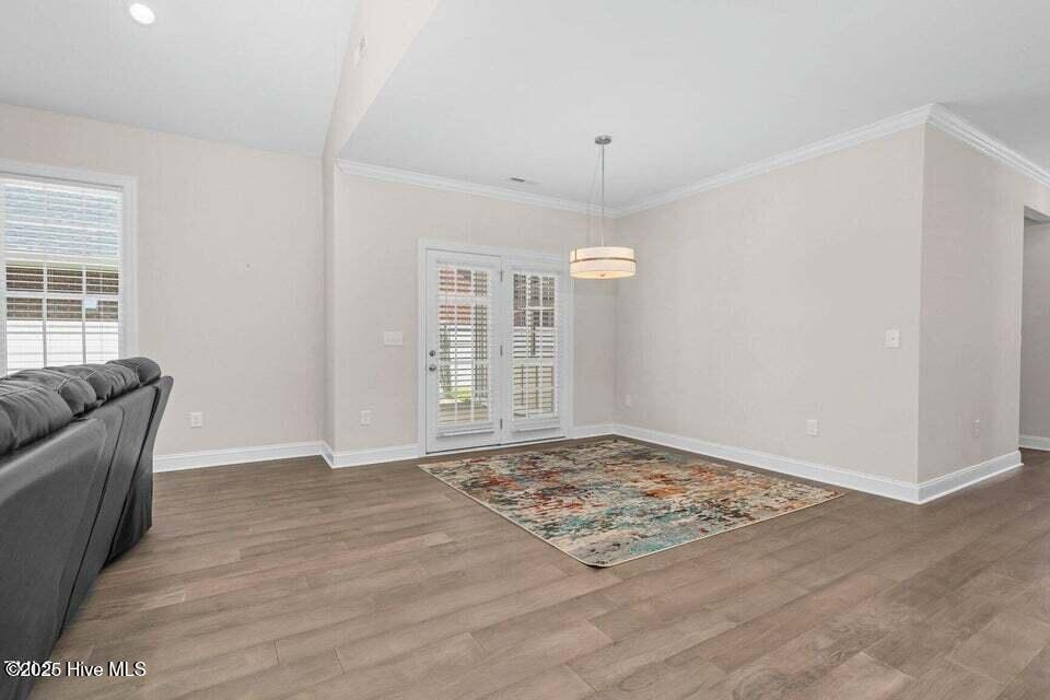155 Ladybank
