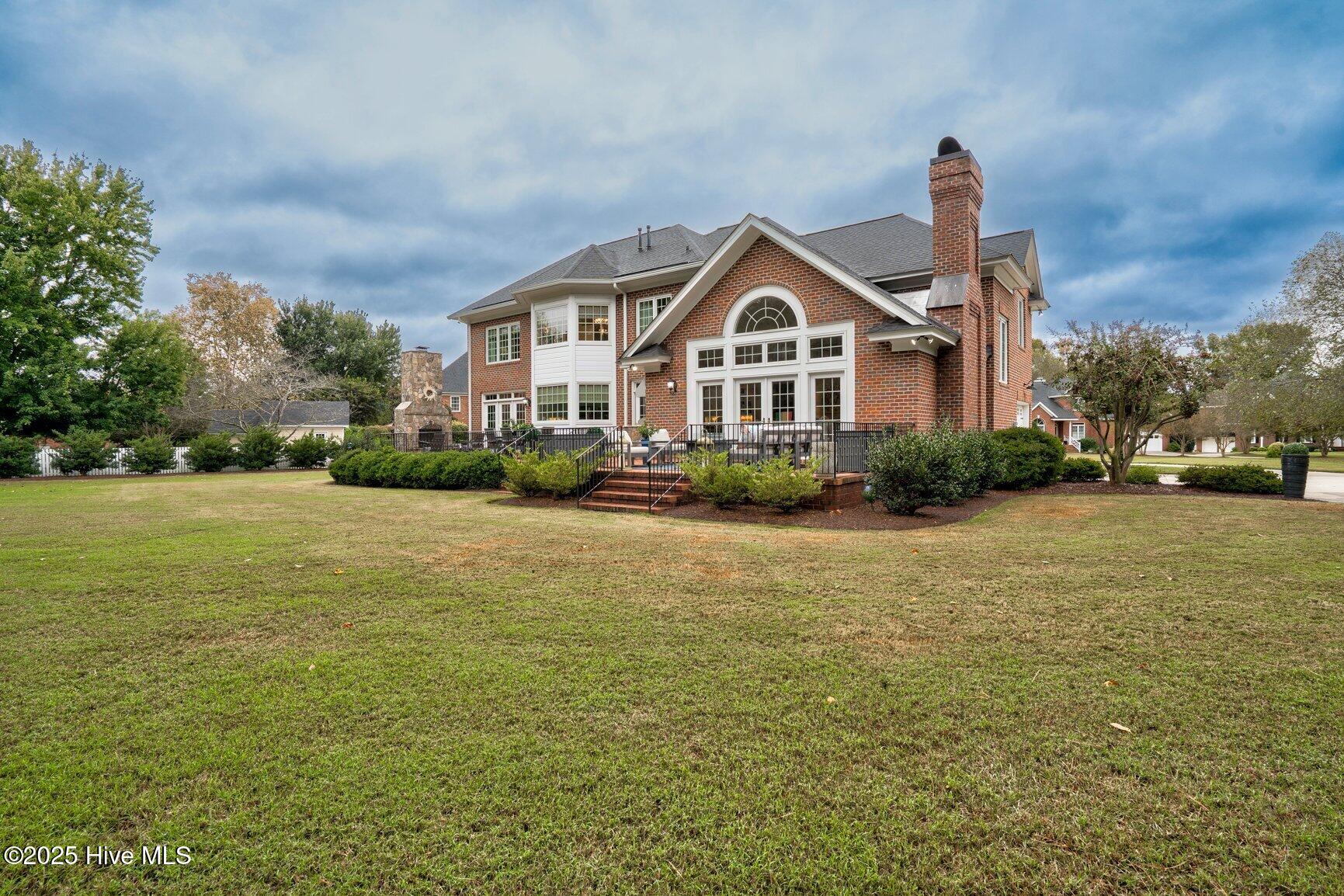 113 Whitby Court
