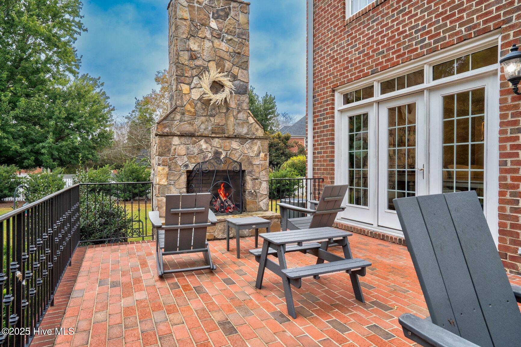 113 Whitby Court
