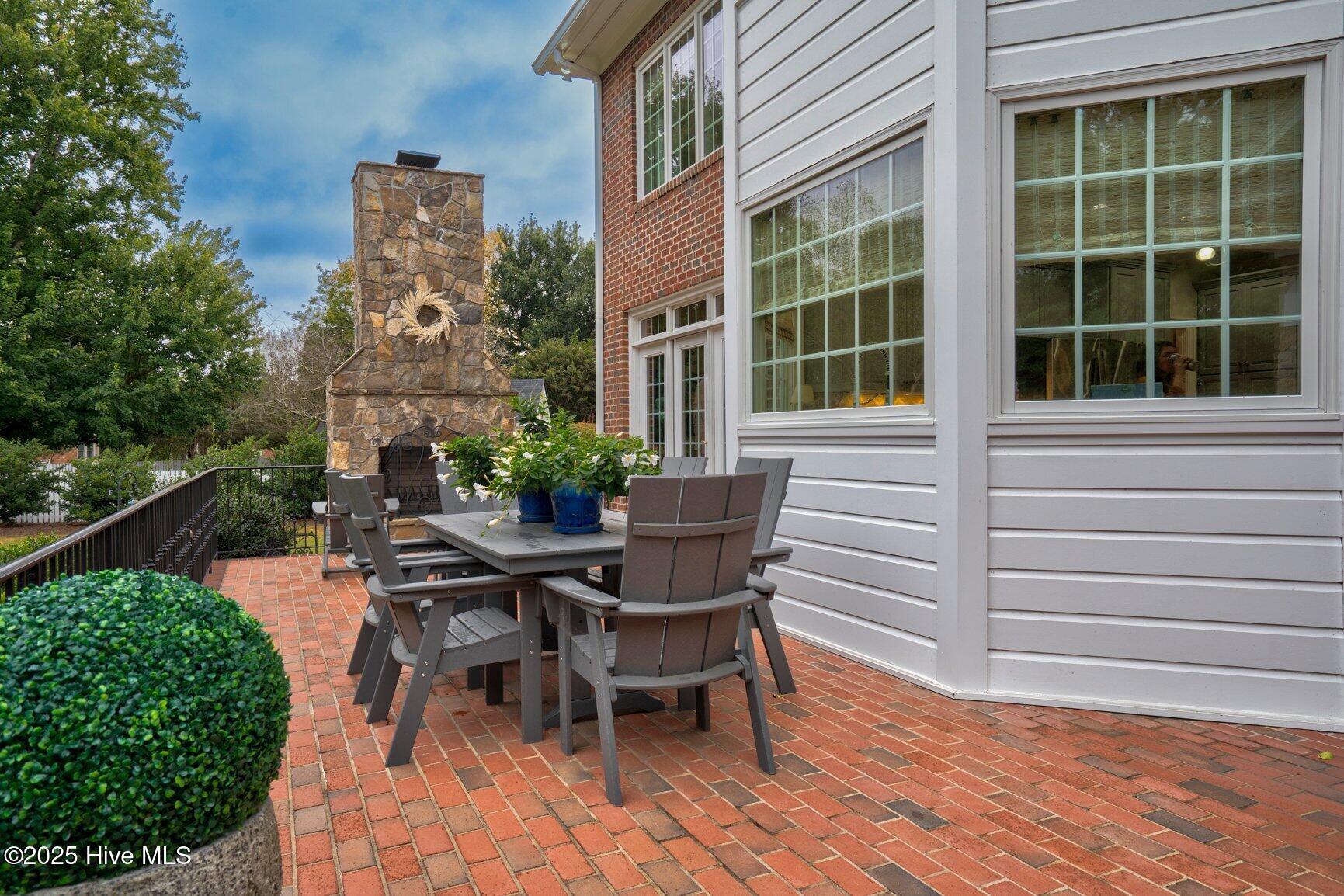 113 Whitby Court