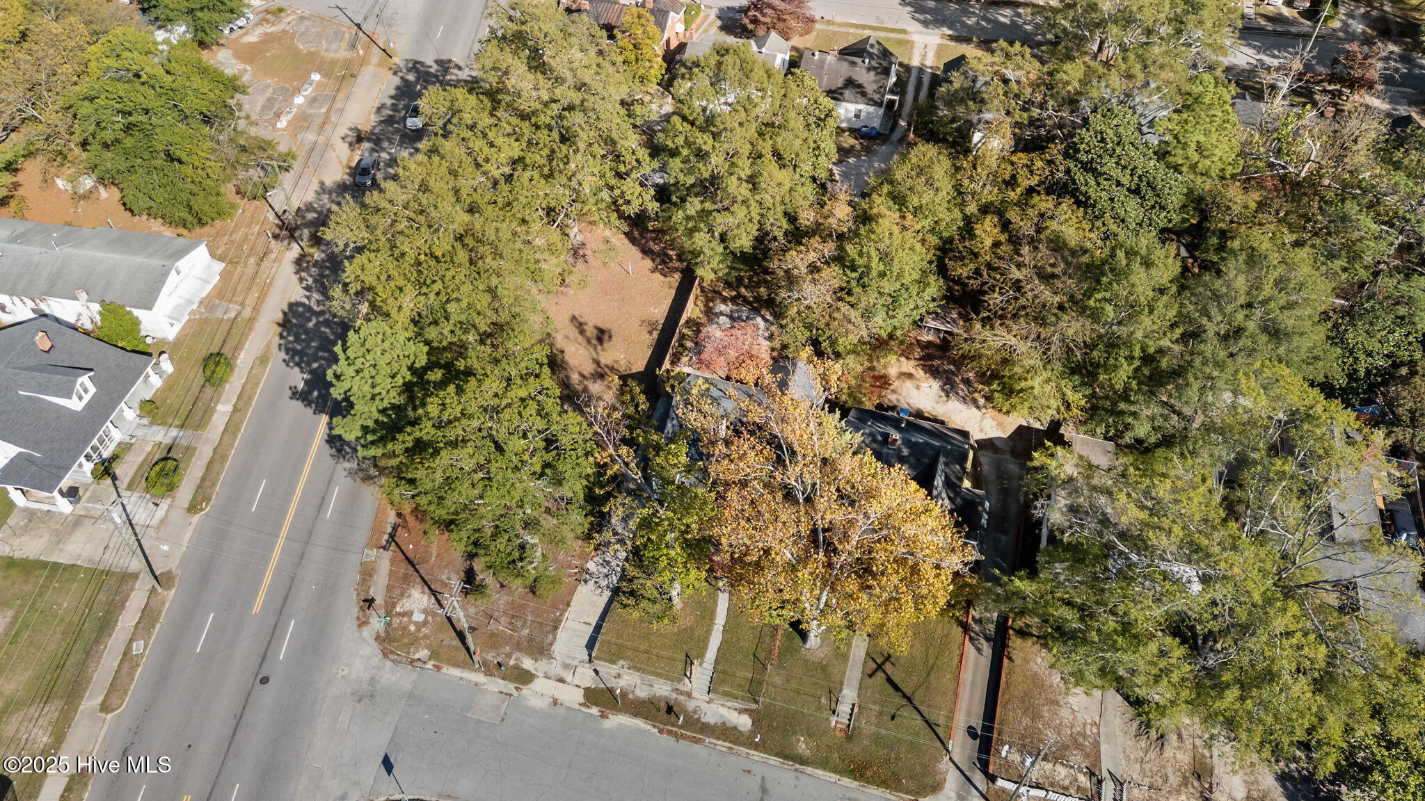 545 N Daughtry Street