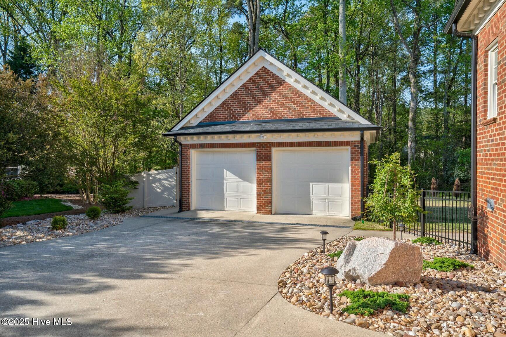 3001 Greystone Drive