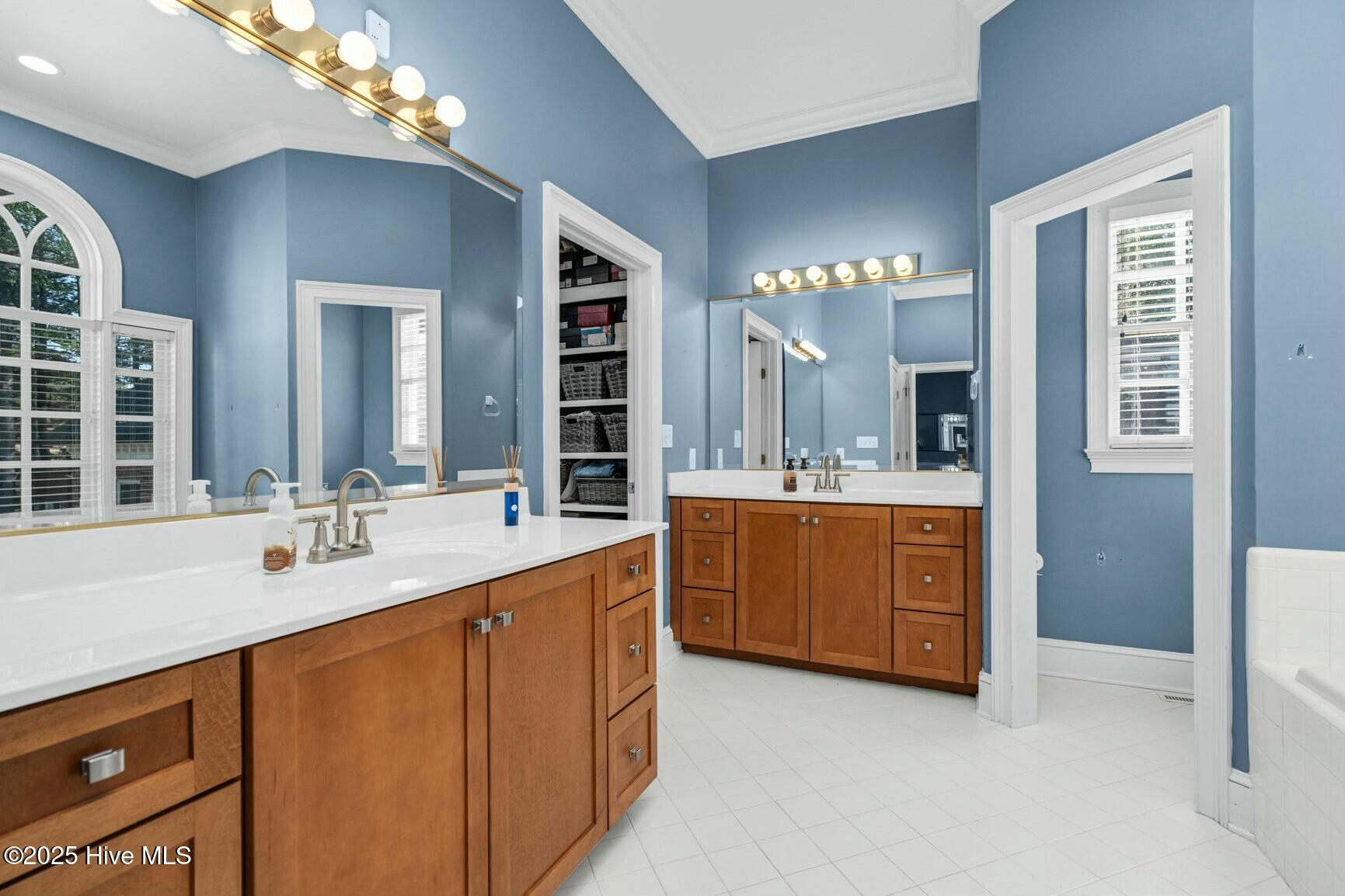 3001 Greystone Drive