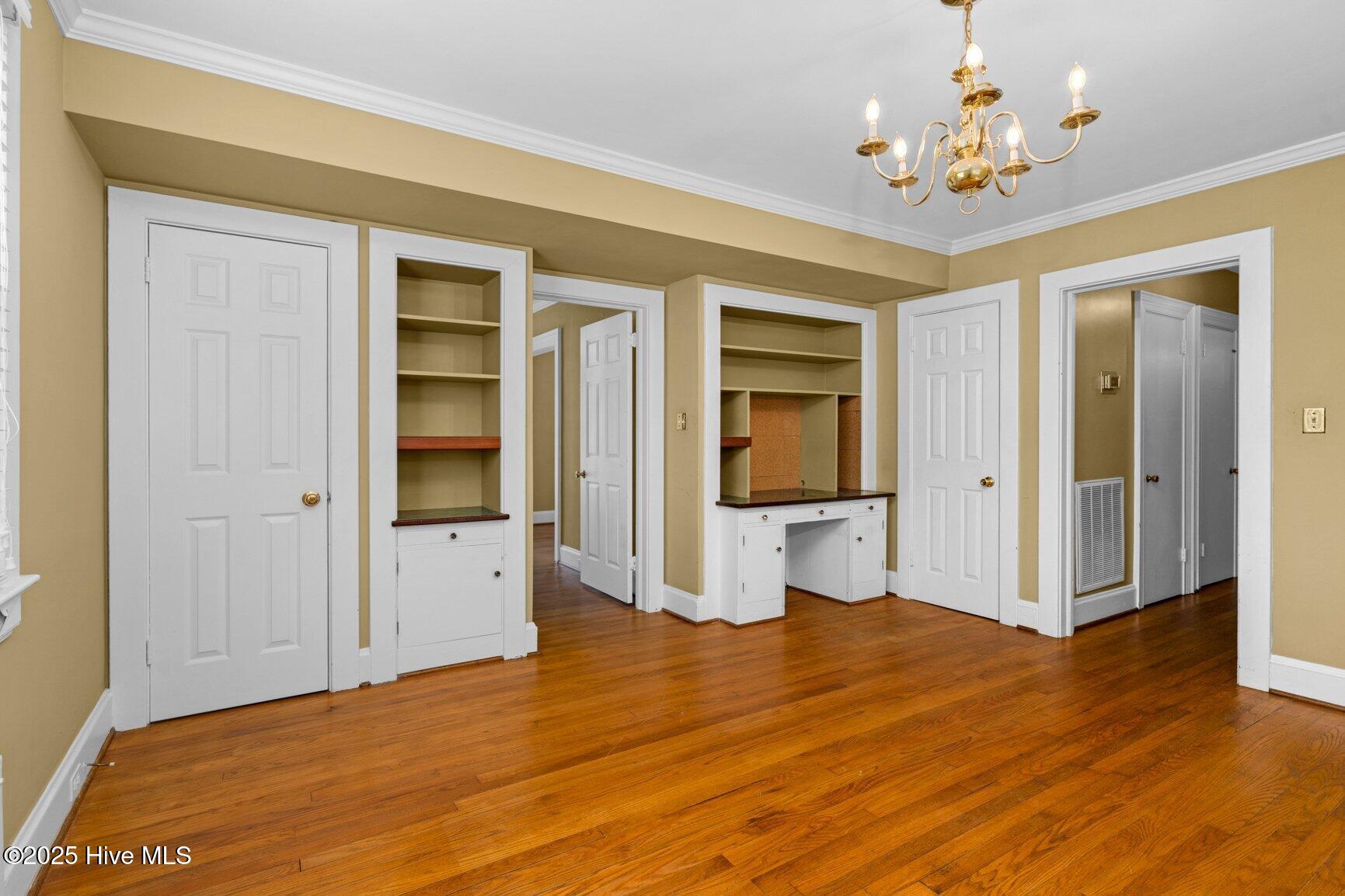 715 Evergreen Road
